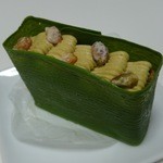 レ・グーテ - ピスタチオムースとキャラメルバナナの妖艶な組み合わせ、カポネ430円