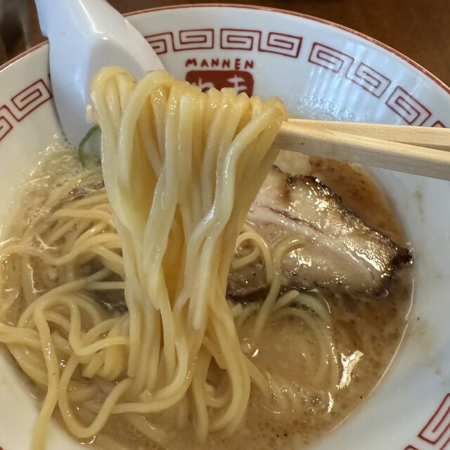 なんぼですやねん商店二号店 江戸川区南葛西の駄菓子屋、しろがねとんぼ 店内に10円ゲームや