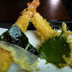 神田まつや - 天ぷら（海老大きいです）