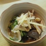 あたみ横丁 - 私が最初に食べた「バイ貝の酢の物」