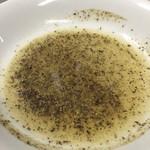 赤坂珉珉 - おばちゃん特性の餃子タレ