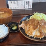 生姜焼き食堂 上出来 - 