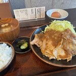 生姜焼き食堂 上出来 - 