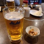はち八 - 生ビール（大）、付き出し