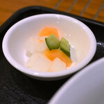 中国菜 膳楽房 - 【本日の日替わりランチ＠税込1,300円】酢漬け