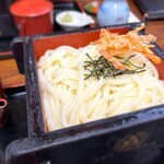 東京庵 - うどんは細めでモチモチ