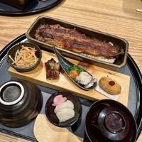 うなぎ四代目菊川 ヒルトンプラザウエスト大阪店 - 