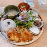 츠츠유 오노미치 카페 - 