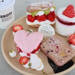 2KOTI - 【2025.03】ホワイトデープレート(税込2,500円)