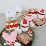 2KOTI - 【2025.03】ホワイトデープレート(税込2,500円)