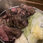 もつ焼たつや - 