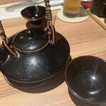 おさ亭 - 焼酎のお湯割、種類が豊富