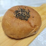 ポンパドウル - フランスあんぱん226円（税込）