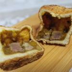 ポンパドウル - 断面