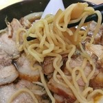 北大塚ラーメン - 麺も中々美味しい！