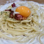 パルメナーラ - 料理写真:ベーコンパルメナーラ(やや多め)・卵黄ON