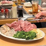 もんじゃ 近どう - 国産牛、海鮮、野菜の盛り合わせ