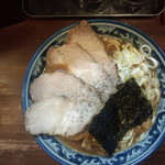 兎に角 - 2013.8.25 ラーメン＋チャーシュー３枚