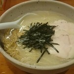 臥龍 - 冷やし軍鶏白湯麺