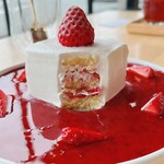 RAMEN VILLAGE CAFE - メルティーショートケーキ