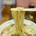 綾瀬 大勝軒 - 麺アップ
