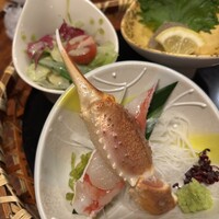 かに道楽 千葉駅前店 - カニのお刺身、かにみそ、サラダ