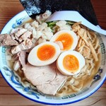 ケンチャンラーメン - 中華そば普通、１番＋フライングケンチャン、息子の。