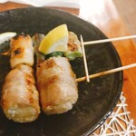 てっぽう - ★お任せ 串焼き 1800円 野菜を薄い豚肉で巻いているだけなのでコスパ安いはずなのに CP 最悪！
