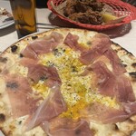 ピッツェリア ドーモ - ピザ