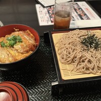 つきじ植むら 竹芝賓館 - カツ丼とせいろそば 1,100円 つきじ植むら 竹芝賓館 - カツ丼とせいろそば 1,100円