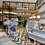 ハートブレッドアンティーク プライムツリー赤池店 - 