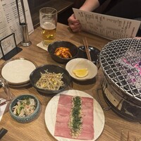 炭火焼肉ホルモン うしごろ 中目黒店 - 