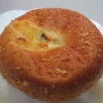 ドンク - 料理写真:とろりんチーズカレーパン