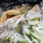 中華そば 雲ノ糸 - 『煮干し中華(太麺こってり)』のメンマ・背脂