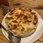 よってけ酒場 - 山芋とチョリソーのグラタン