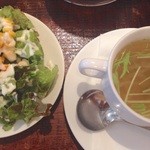 ニュー スマイル - セットのサラダとスープ