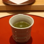 鮨 しみづ - 熱い緑茶
