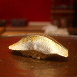 鮨 しみづ - 5日間熟成 熊本県天草産小肌