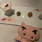 翆陽 - 杏仁豆腐と小菓子盛り合わせ