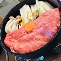 上杉伯爵邸 - 米沢牛すき焼き