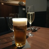 ワカヌイ グリル ダイニング バー 東京 - サントリープレミアムモルツマスターズドリームでした。