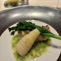 レストラン リューズ - 真鯛ポワレ　菜花　貝のお出汁に青さのり　タケノコ