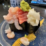 グルメ廻転寿司　まぐろ問屋　三浦三崎港 - 