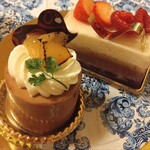 ガトー・ド・ボワ - （手前）デズィールダムール864円（奥）シルキュラシオン864円