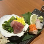 海鮮炉ばた 囲炉裏や 魚八 - 