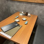 海鮮炉ばた 囲炉裏や 魚八 - 