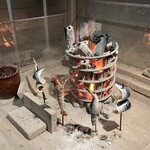 海鮮炉ばた 囲炉裏や 魚八 - 