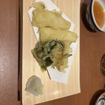 海鮮炉ばた 囲炉裏や 魚八 - 