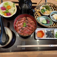 和牛焼肉 徳 - 