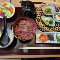 和牛焼肉 徳 - 